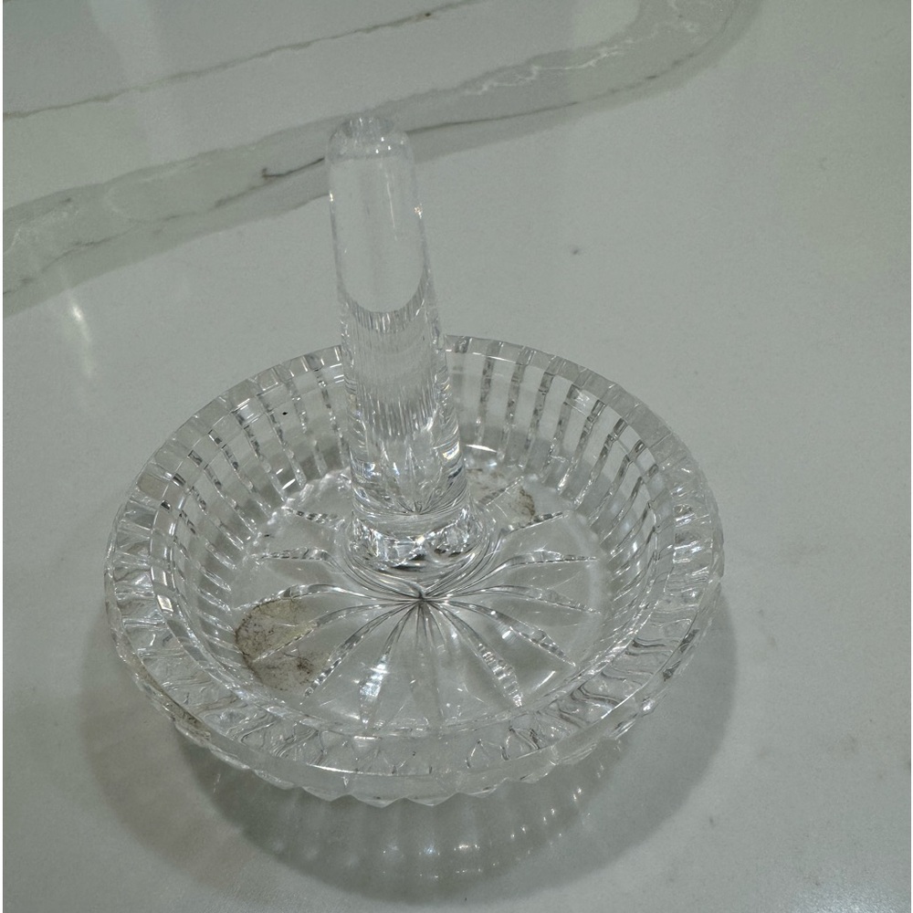 Waterford ring holder